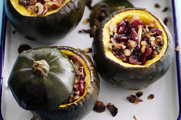 Stuffed Gem Squash Recipe with Cranberry and Chestnut Stuffing Stuffed Gem Squash Recipe with Cranberry and Chestnut Stuffing