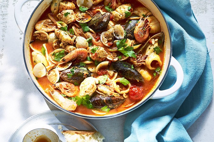 Cacciucco (Tuscan fish stew) Cacciucco (Tuscan fish stew)