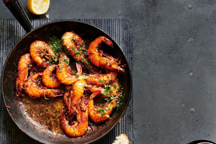 Garlic prawns with paprika and sherry butter Garlic prawns with paprika and sherry butter