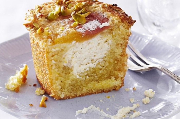 Peach Friands Recipe with Pistachio Peach Friands Recipe with Pistachio