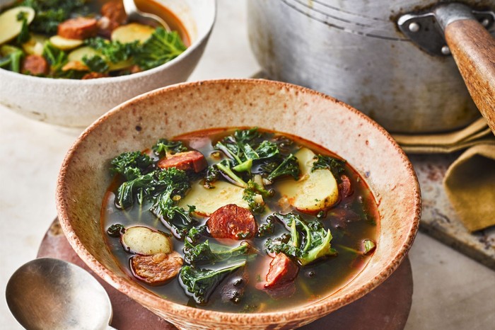 Caldo Verde Recipe (Chorizo and Potato Soup) Caldo Verde Recipe (Chorizo and Potato Soup)